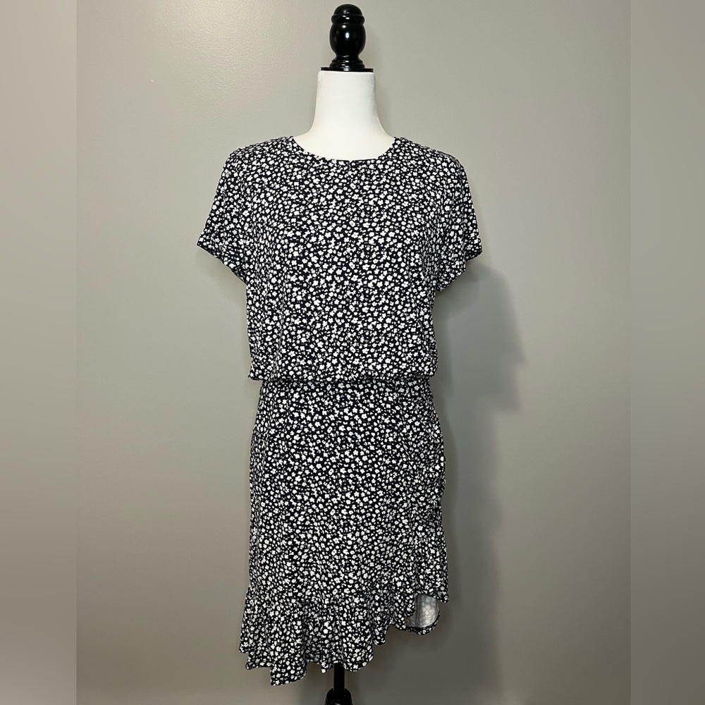 Banana Republic Drop Waist Flounce Hem T Shirt Dress Floral Print